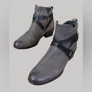 Bussola Antwerpen Alessia gray ankl boots WM US 7.5 EU 38 moto coastal